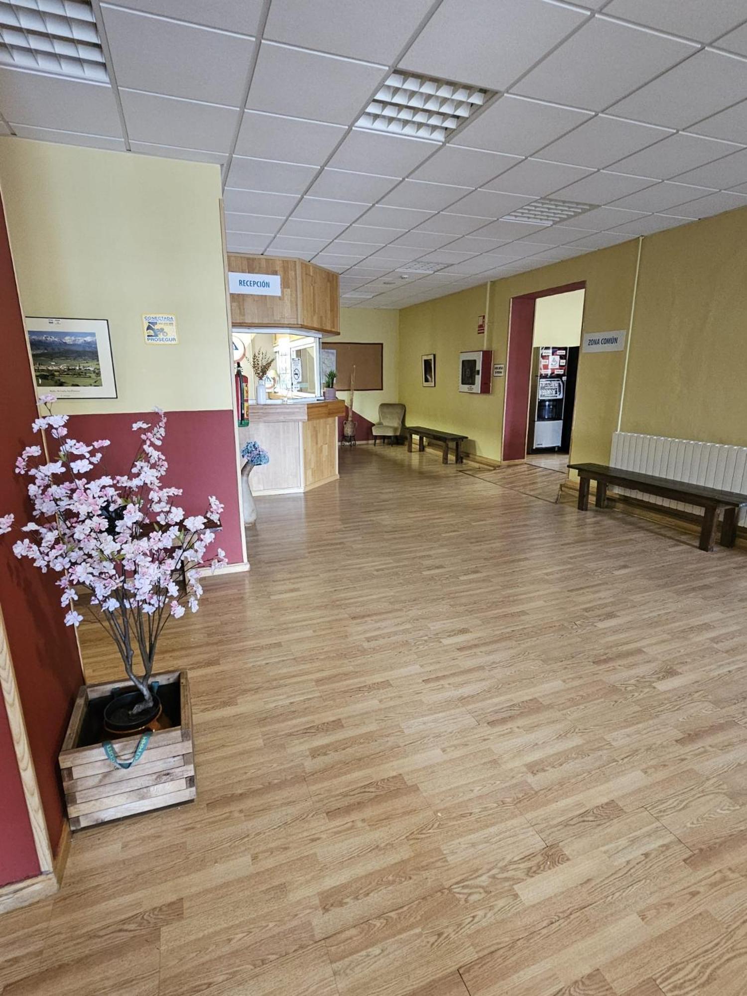 Albergue Pirenarium Sabiñánigo Extérieur photo