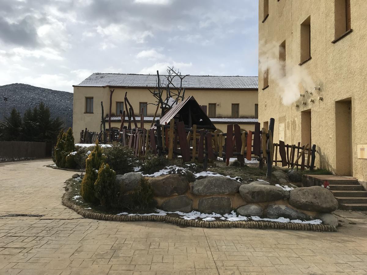 Albergue Pirenarium Sabiñánigo Extérieur photo