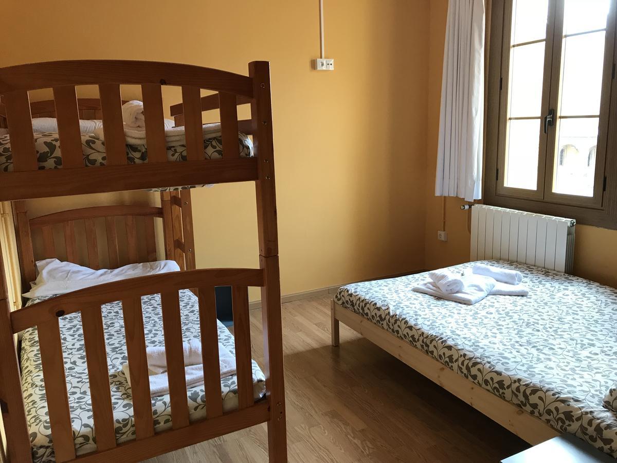Albergue Pirenarium Sabiñánigo Extérieur photo
