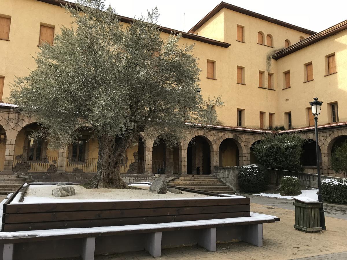 Albergue Pirenarium Sabiñánigo Extérieur photo